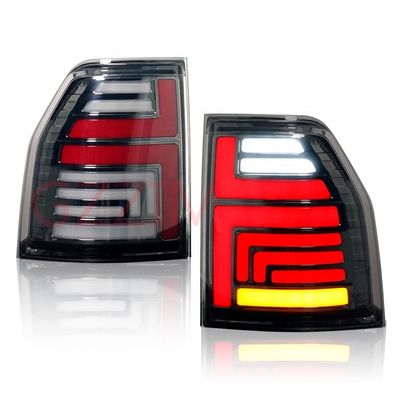 แสงไฟรถยนต์ ABS พลาสติกปรับปรุงไฟท้ายสําหรับ Mitsubishi Pajero 2006-2020