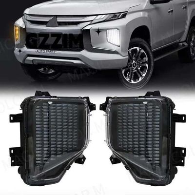 ไฟตัดหมอกสำหรับไฟวิ่งกลางวันสำหรับอะไหล่รถยนต์ Hyundai Santa Fe 2013-2017 ได้รับการรับรอง CE ISO9001 CCC จัดส่งจากเซี่ยงไฮ้